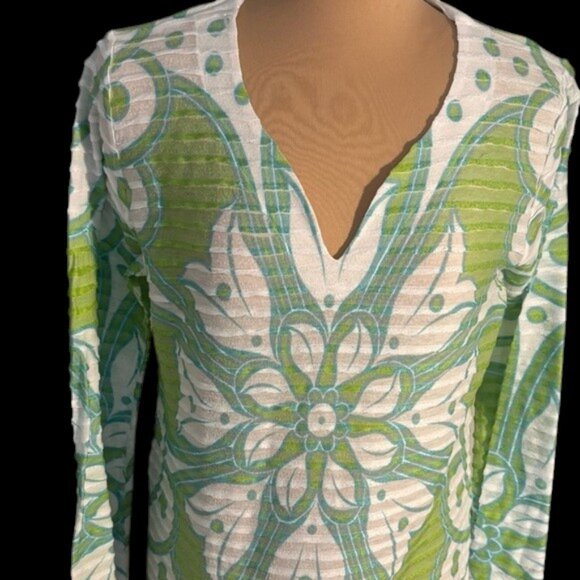 Before + Again Tops - Before + Again Green and White Floral Women's Top size L